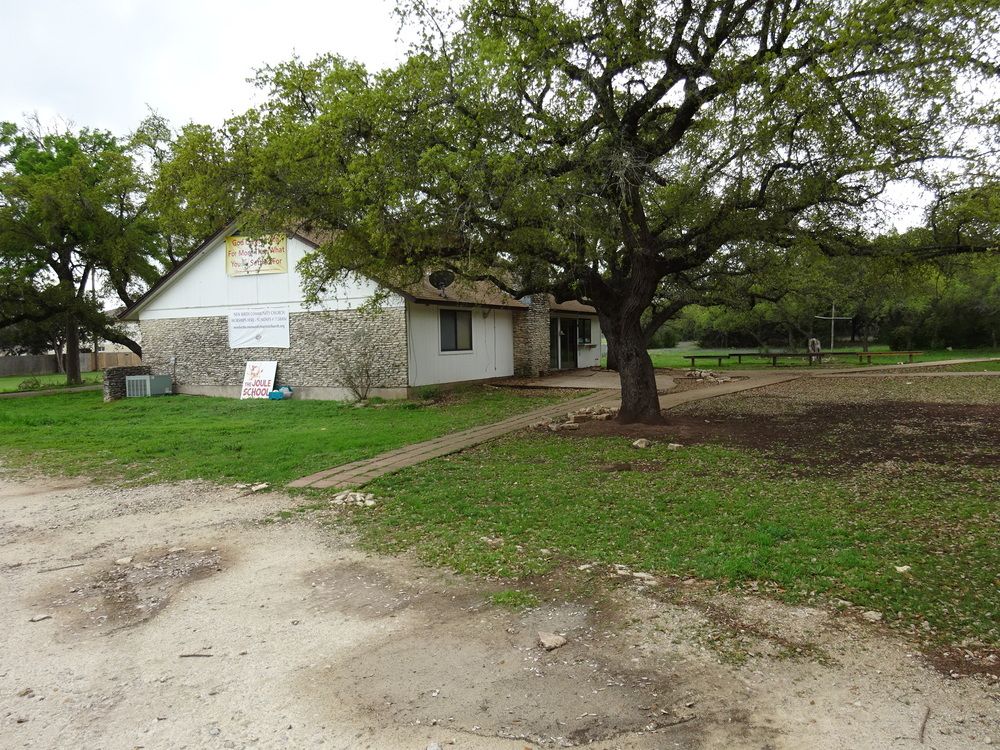 Office For Lease: 1901 W New Hope Dr, Cedar Park, TX 78613